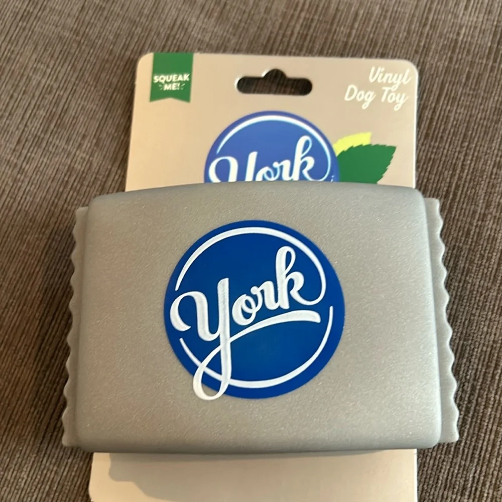 YORK Bar Vinyl Skeaky Dog Toy